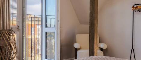 2 bedrooms, iron/ironing board, travel crib, WiFi