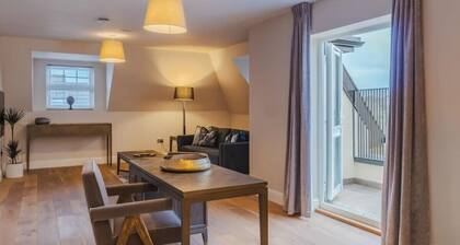 2BR Penthouse |Cinema Room|Parking - By Tempstay