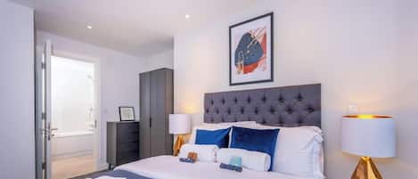 1 soverom, strykejern/-brett, wi-fi og sengetøy