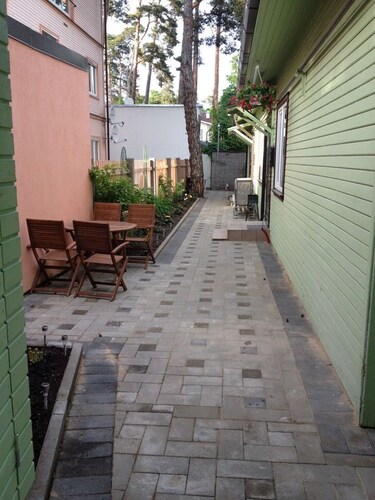 Cozy 1-bedroom apartment in the heart of Jurmala.