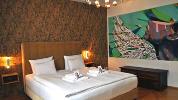 1 chambre, décoration personnalisée, ameublement personnalisé