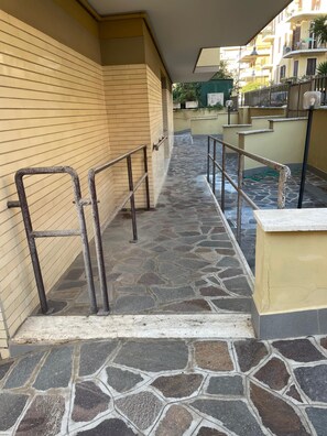 Enceinte de l’hébergement