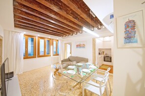Apartment | Living area