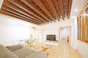Apartment | Living area