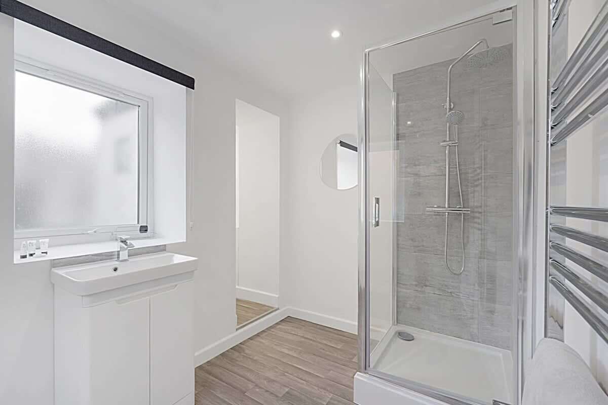 Shower, hair dryer, shampoo