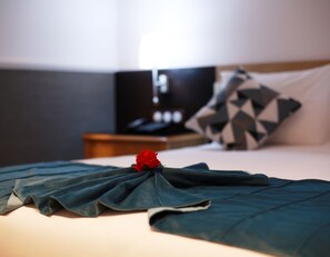 Senior Suite | Living area