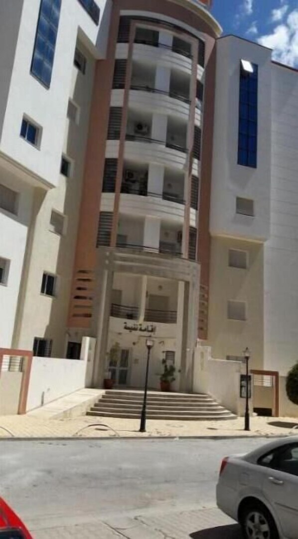Exterior - lUXURIOUS STUDIO ROUTE DE LA MARSA (Tunis)