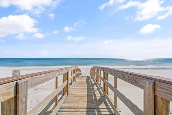 Beach nearby - ⭐Adorable Bay Side Condo - Lei Lani Village 112⭐ (Orange Beach)