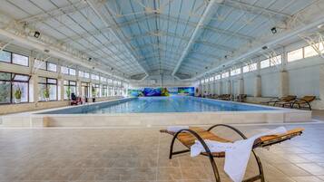 Innenpool, Außenpool