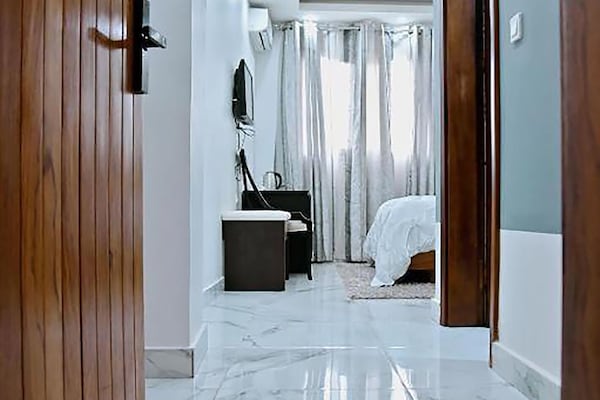 In-room safe, desk, blackout drapes, soundproofing