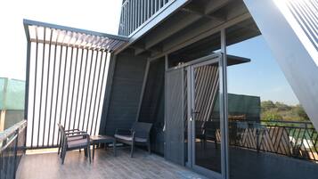 Luxury Room | Terrace/patio
