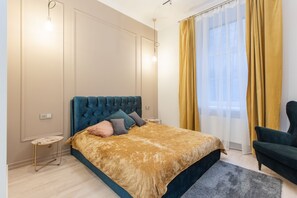 4 quartos, ferros/tábuas de passar roupa, Wi-Fi, roupa de cama