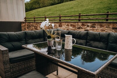 Brecon Beacons Luxury 7-bed House With Hottub
