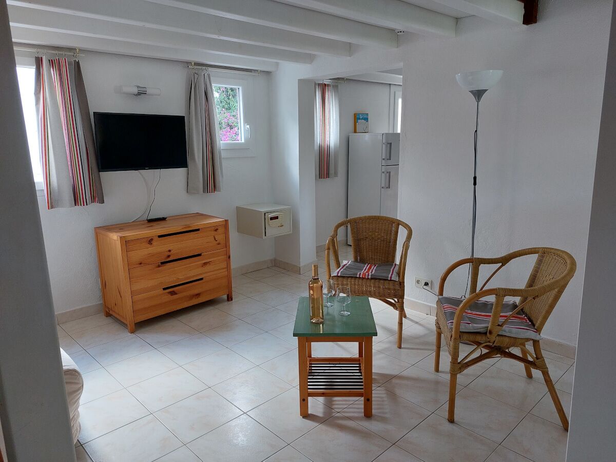 家庭單棟小屋 | 客廳 | 平面電視