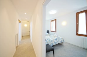 Apartment | 3 bedrooms, iron/ironing board, free WiFi, bed sheets