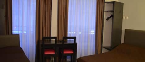 مكواة/لوح كي وواي فاي مجانًا