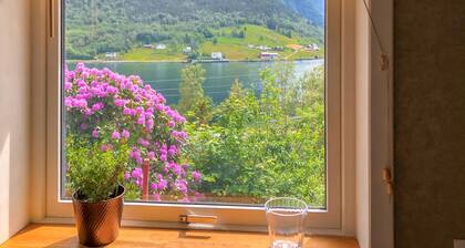 Lovely home in Bjordal with kitchen