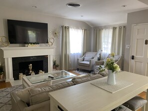 House | Living area | TV