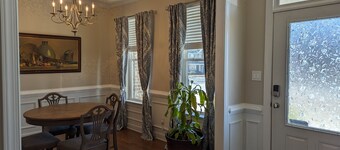 Stylish and Inviting Four Bedroom 2026 Masters Rental