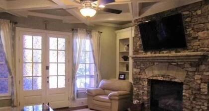 Luxurious, Spacious ATL Home