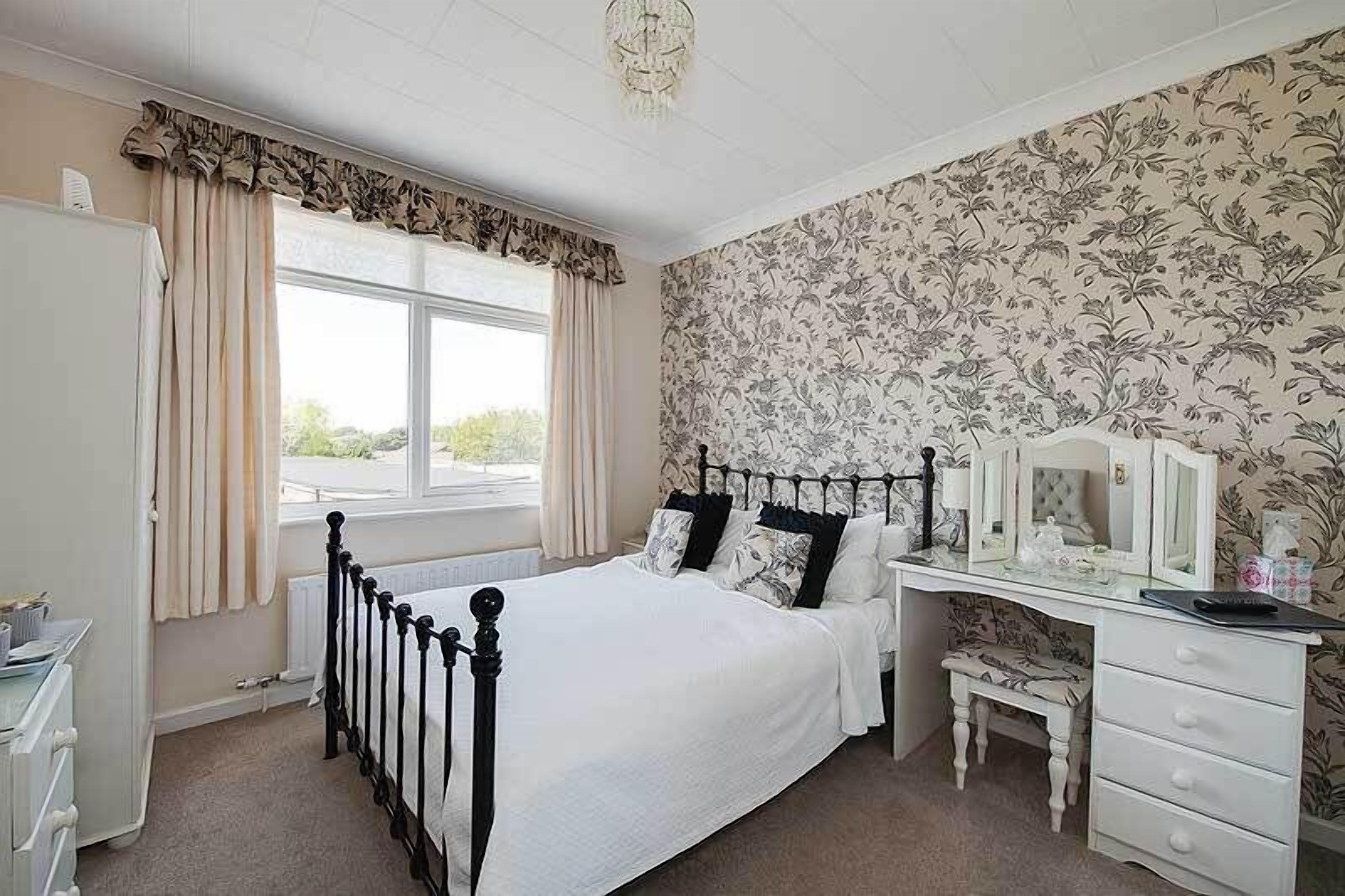 Standard-Doppelzimmer | Bügeleisen/Bügelbrett, kostenloses WLAN, Bettwäsche