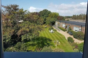 熨斗/熨衫板、免費 Wi-Fi、床單