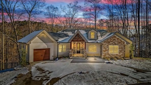 Exterior - Summit Trails Sanctuary ~ 3BR Single Level Cabin in The Summit at Bluff Mtn! (Sevierville)