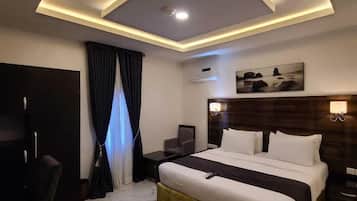 1 bedroom, desk, laptop workspace, free WiFi