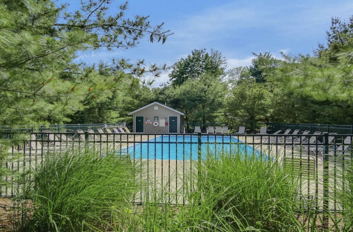 Et oppvarmet basseng