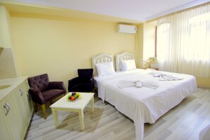 Comfort Twin Room | Desk, free WiFi - MAXi HOTEL (Istanbul)