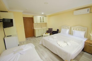 컴포트 트윈룸 | 책상, 무료 WiFi