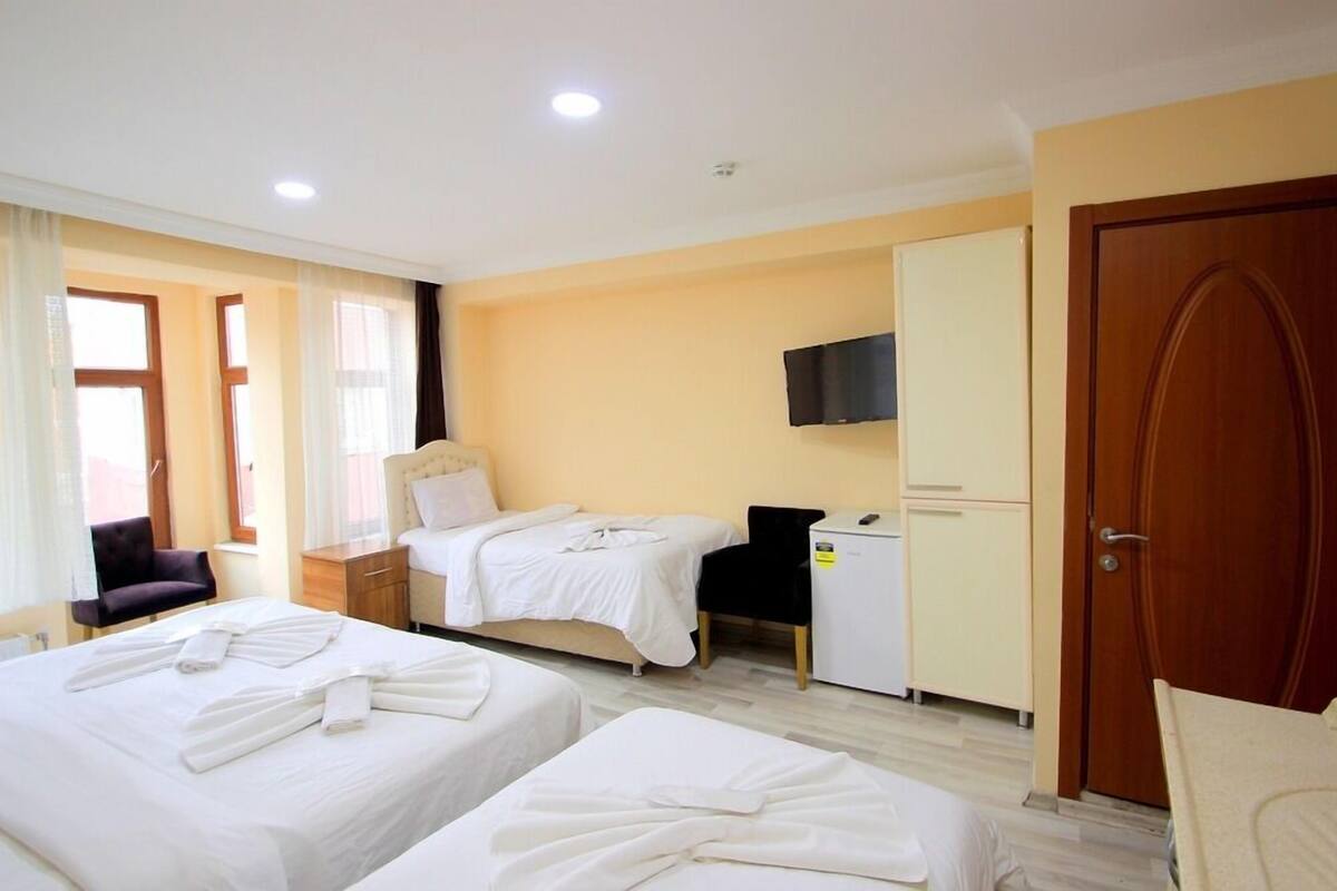 Family Quadruple Room | Desk, WiFi (free)
