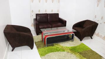 Suite Confort | 1 dormitorio, caja fuerte, decoración individual y mobiliario individual