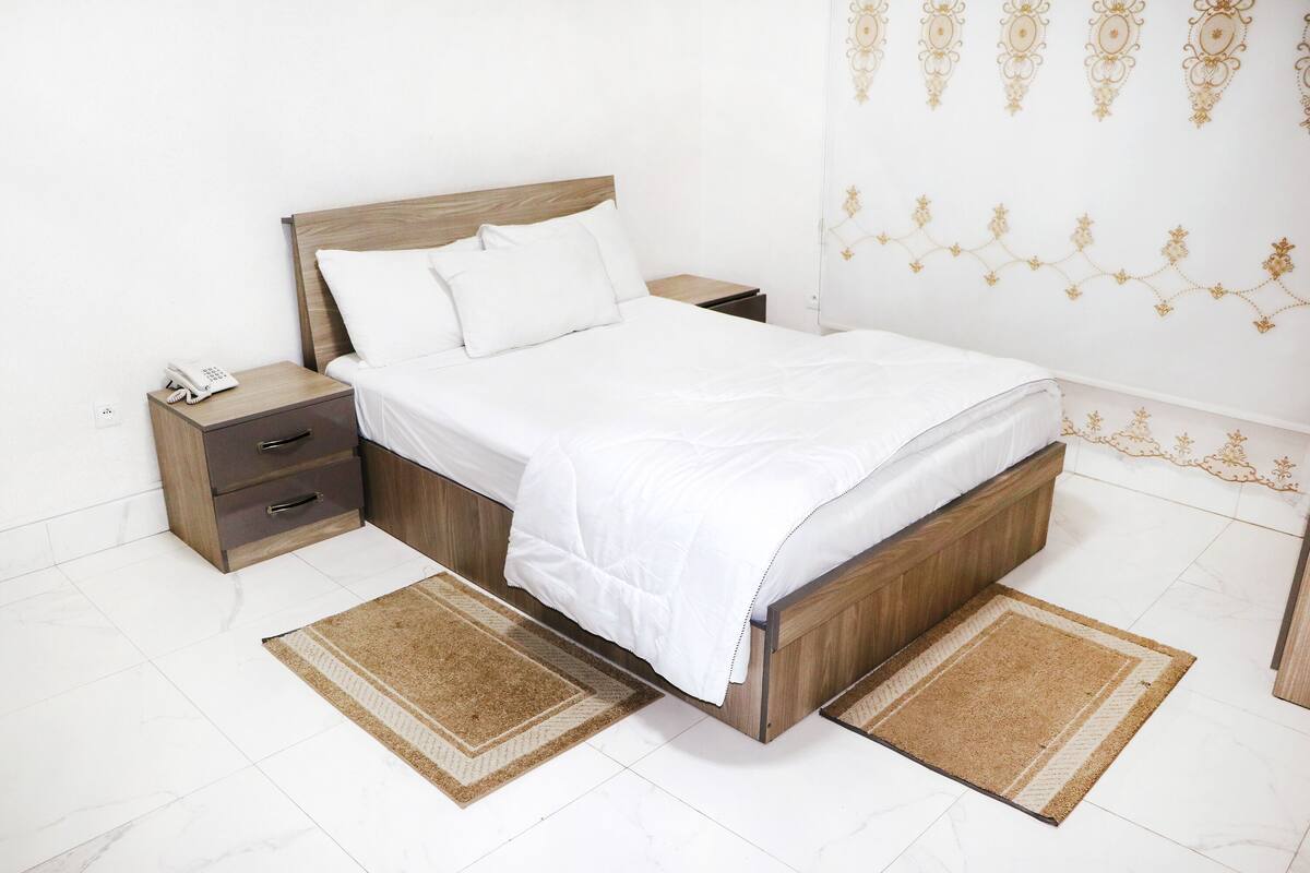 ห้องคอมฟอร์ทสวีท | ตู้นิรภัยในห้องพัก, Wi-Fi ฟรี, ห้องพักตกแต่งอย่างมีเอกลักษณ์