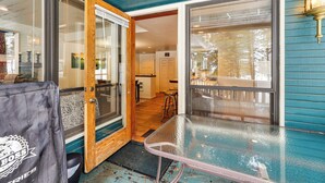 Interior - Meadow Creek Golf Resort Condo: Skiing & Lake Life (New Meadows)