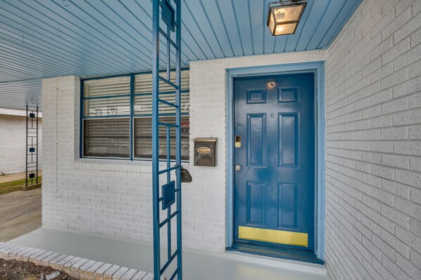 Interior - 5 Mi to City Park: Charming Home Near Nola! (Metairie)