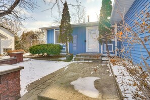 Interior - Charming Savage Home w/ Yard: 18 Mi to Minneapolis (Savage)