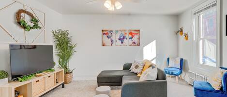 Apartment (3 Bedrooms) | Front of property