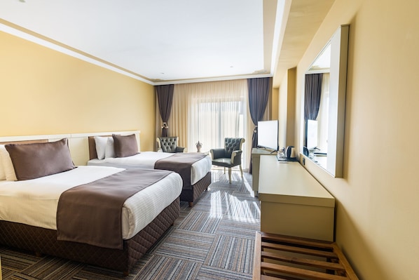 1 bedroom, Egyptian cotton sheets, premium bedding, free minibar items