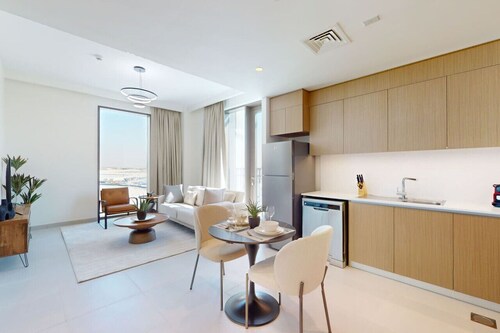 Lux 1 Bed | Creek Harbour | Stunning Skyline Views I Summer at Creek Beach Tower