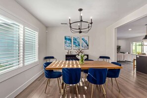 Dining - Greenway Getaway - Private Pool - North Scottsdale (Scottsdale)