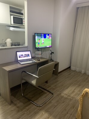 Interior - Apartamento Charmoso Perto de Belas Praias, Shoppings, Eventos e Shows (Jacarepaguá Rio de Janeiro)