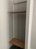 Suite estudio Confort | Ropa de cama de alta calidad, escritorio, sistema de insonorización