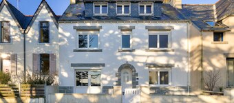 Harbour view - House for 10 with garden