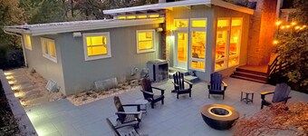 Best Vacation Home in Arlington, 4 bedrooms 3 full bath, 8 beds, 12 guests