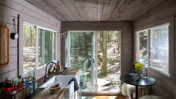 Stovetop, coffee/tea maker, electric kettle, coffee grinder