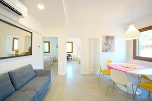 Apartment | Living area