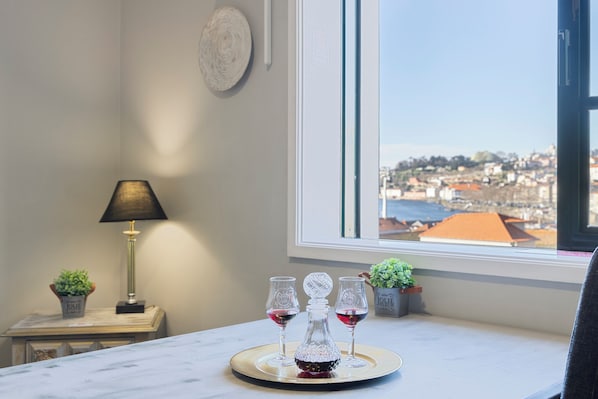 Interior - Myriverplace N.6 - PORTO Riverfront Apartment With Breathtaking Views (Vila Nova de Gaia)