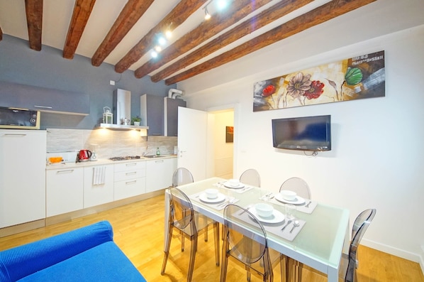 Apartment | Living area