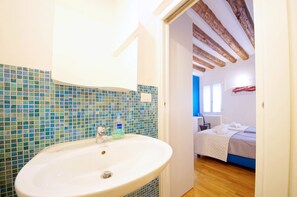 Bathroom - Dolcevita Apartments N. 502 (Venice)